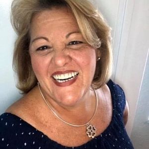 Meet your Posher, Aida